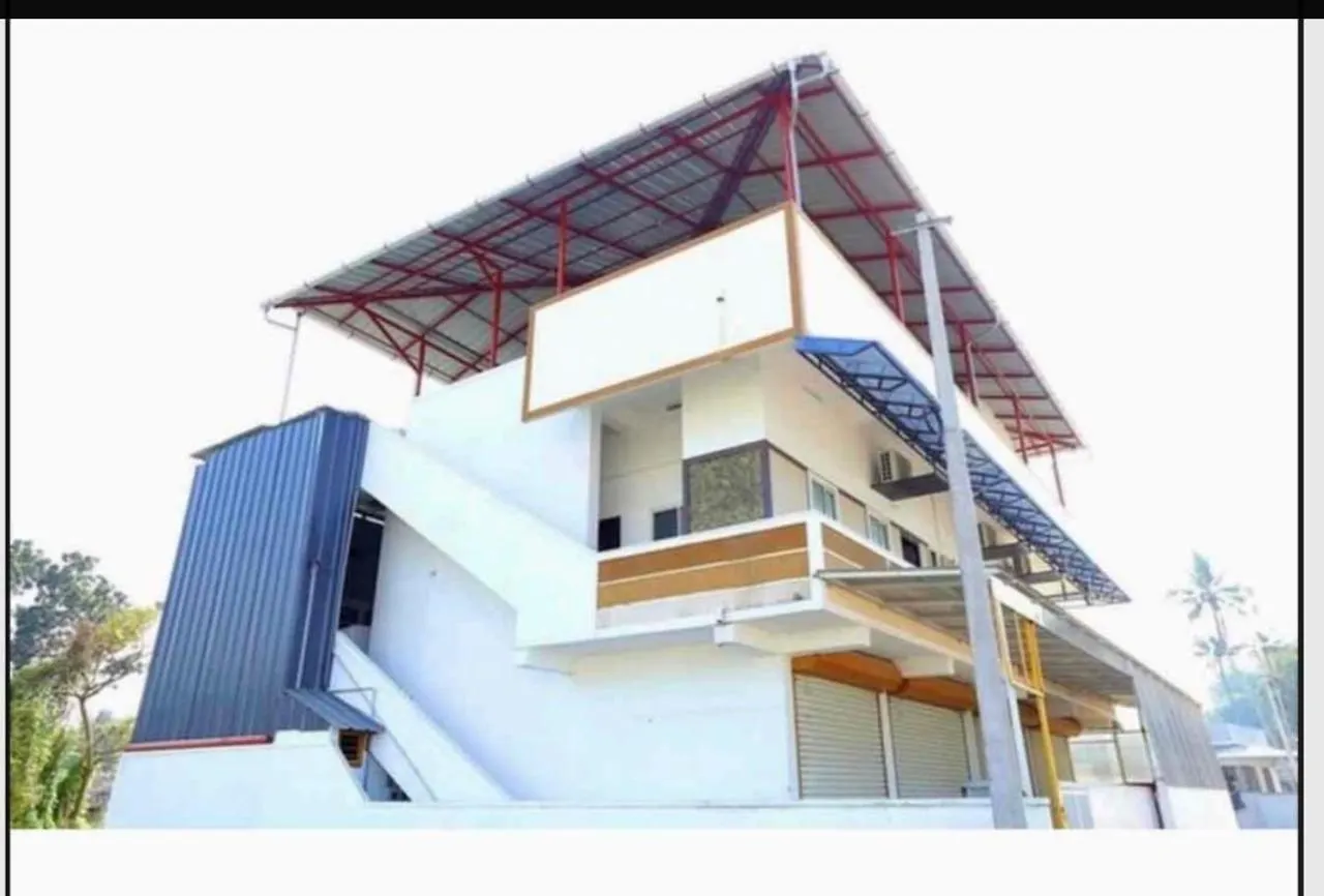 Homestay Home 23374 Near Lulu Mall Kochi